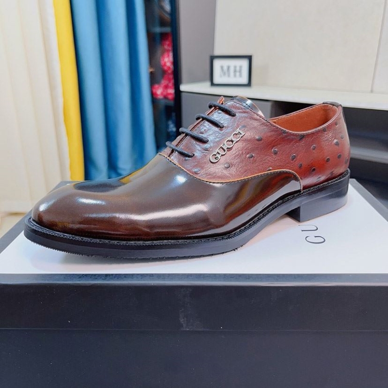 G*u*i leather shoes
